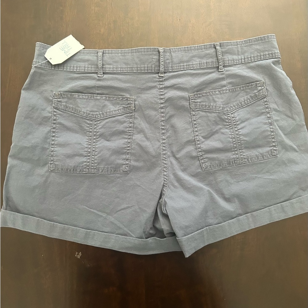 TIME TRUE  New woman shorts size 20 - Picture 3 of 4